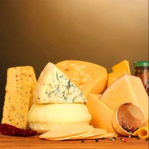 China 25kg / Bag E471 Food Emulsifier Molecular Distilled Monoglycerides GMS95 factory