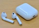 Comfortable Wearing Powerful Bass Wireless Bluetooth Earphones With Built - In
