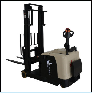 China 1500 KG Standard Electric Pallet Forklift Wiith Counterweight on sale