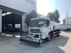 China Diesel Power Street Washer Truck With High Pressure Cleaning Technology factory