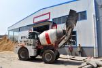 1m3 Concrete Boom Pump Truck YunNei 490 Supercharged Engine