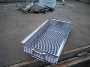 China Disinfect basket、stainless steel wire basket、316 stainless steel wire mesh basket factory