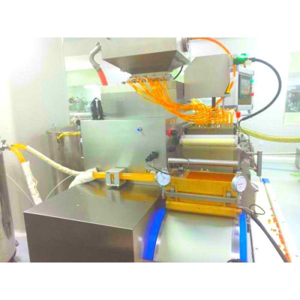 China 3 Kw Small Batch Soft Capsule Making Machine For Laboratory factory