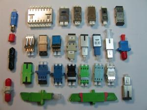 China LC Male-Sc Female Hybrid Fiber Optic Adaptor factory