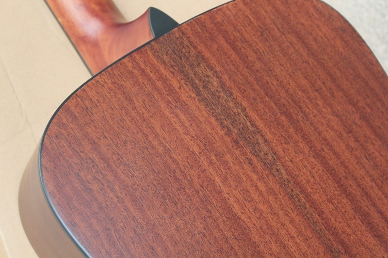 Factory custom 41 inch 20 frets 18 natural wood color acoustic guitar with solid top mahogany back