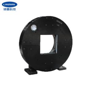China High Efficiency 4 Jaw Square Hole Simple Pneumatic Double Acting Chuck factory