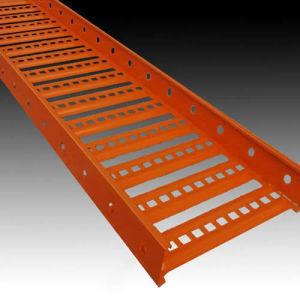 China Customized C1-100X200 Perforated Cable Tray for High Strength Outdoor Applications factory