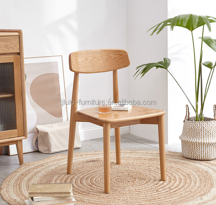 Stackable Dining Chair for Modern Restaurant Made of Solid Wood in Natural Color