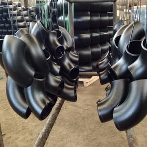 China Jis Standard Cs Fittings Black Mild Steel Fittings 1/2 factory