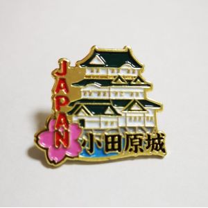 China Gold Plating 2D Custom Soft Enamel Pins 1.2mm Thickness With Butterfly Clutch factory