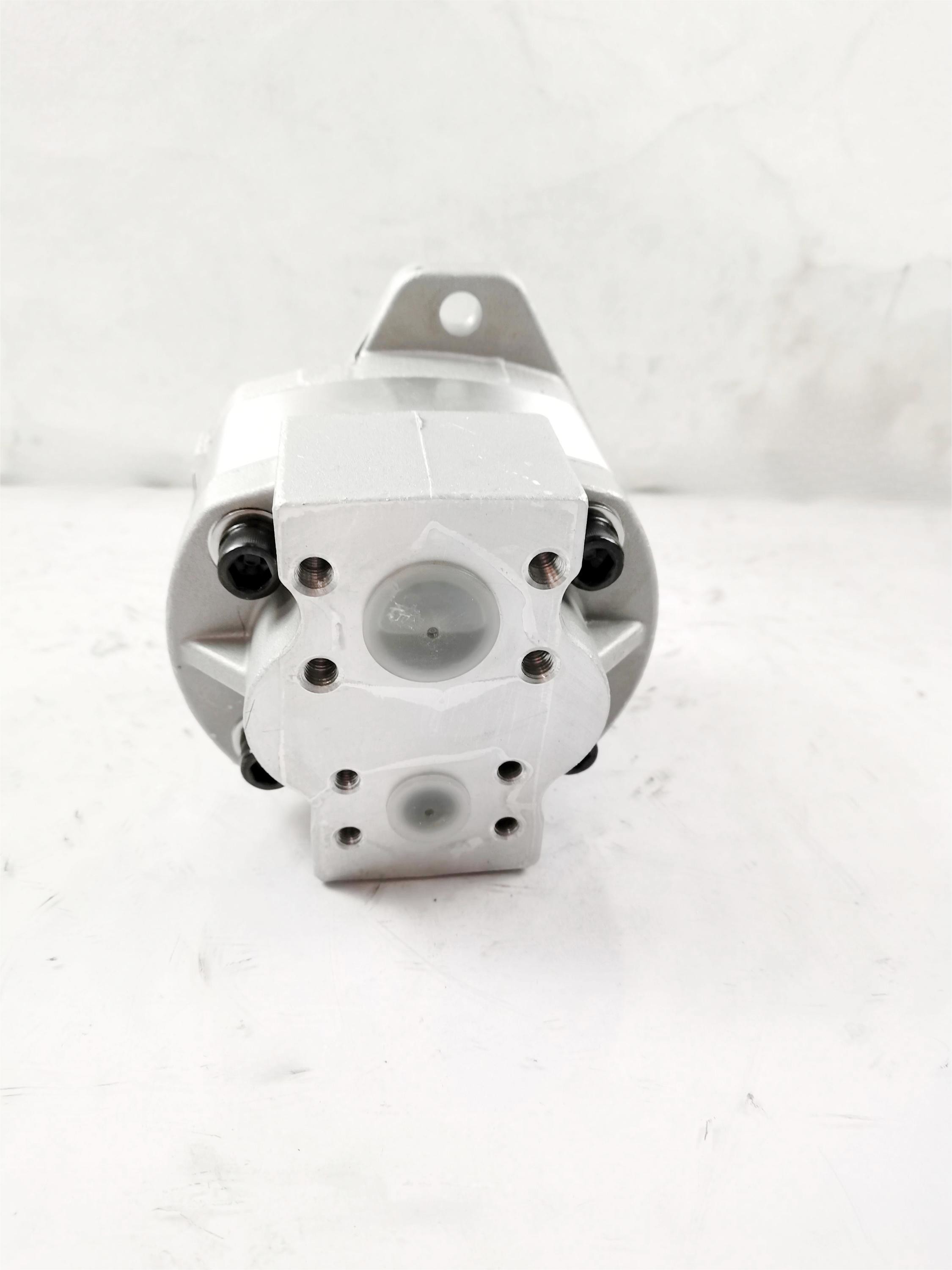 705-21-32051 Pump Assy Torqflow Komatsu Parts D85A D85C D85E D85P