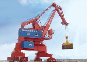 Pedestal Mounted Port Container Crane High Efficiency For Container Lifting Yard