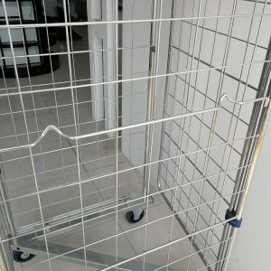 Heavy Duty Mesh Logistics Trolley Delivery Goods Chrome Plated Material