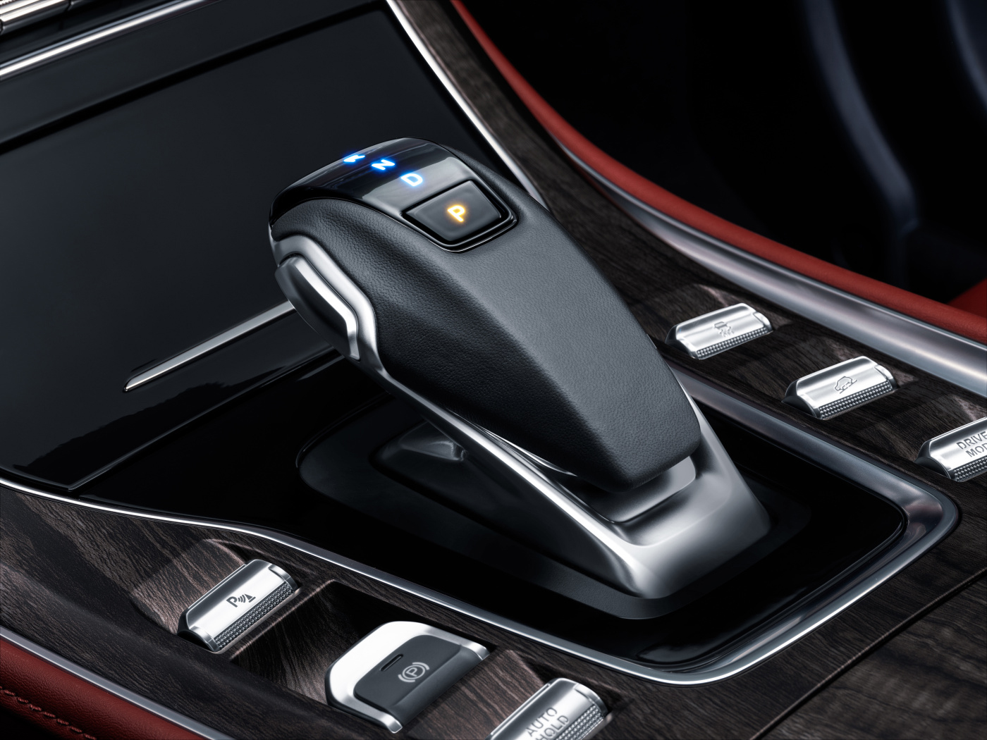 Euro V Gasoline Engine 2023 Dongfeng 580 SUV with Automatic Transmission and Electric Efficiency