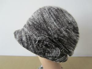 China 100% cotton fashion embroidery sport cap factory