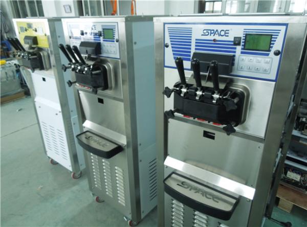 Strong Structure Three Flavor Ice Cream Machine , Soft Ice Cream Maker Machine