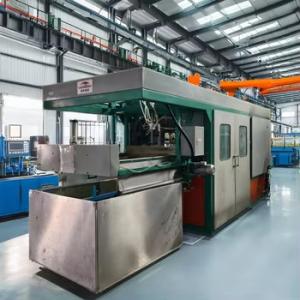 China Stable and Energy-saving Plastic Thermoforming Machine with 1220*710mm Forming Area factory