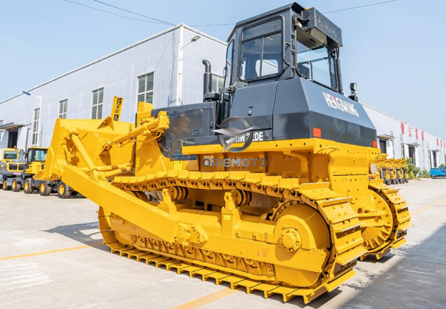 HW22D Crawler Bulldozer With 220hp CUMMINS Engine For Sale