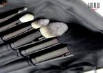 Smoky Brush Wooden Handle Travel Makeup Brush Set 7 pcs White Nylon Hair