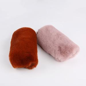 China Super Soft 100% Polyester 20-25mm D Knitted Fabric Rabbit Fur Fabric for Coziness factory