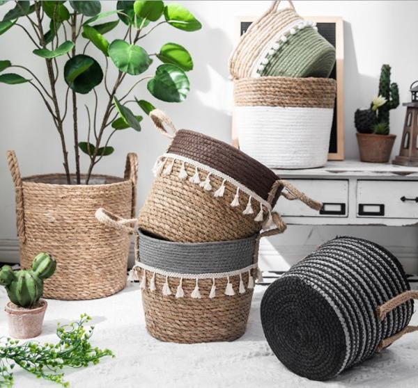 Handicraft Natural Seagrass Storage Basket With Handle ECO Friendly Kids Toy