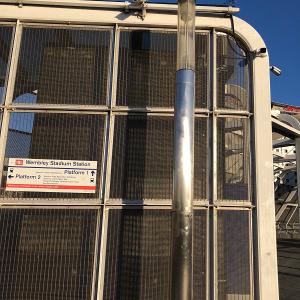 China Gray Woven Steel Panels With Anodizing Treatment Improve Architectural Art factory