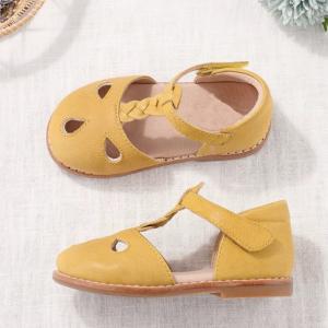 China Round Toe Leather School Shoes Yellow Leather Cute Baby Shoes factory