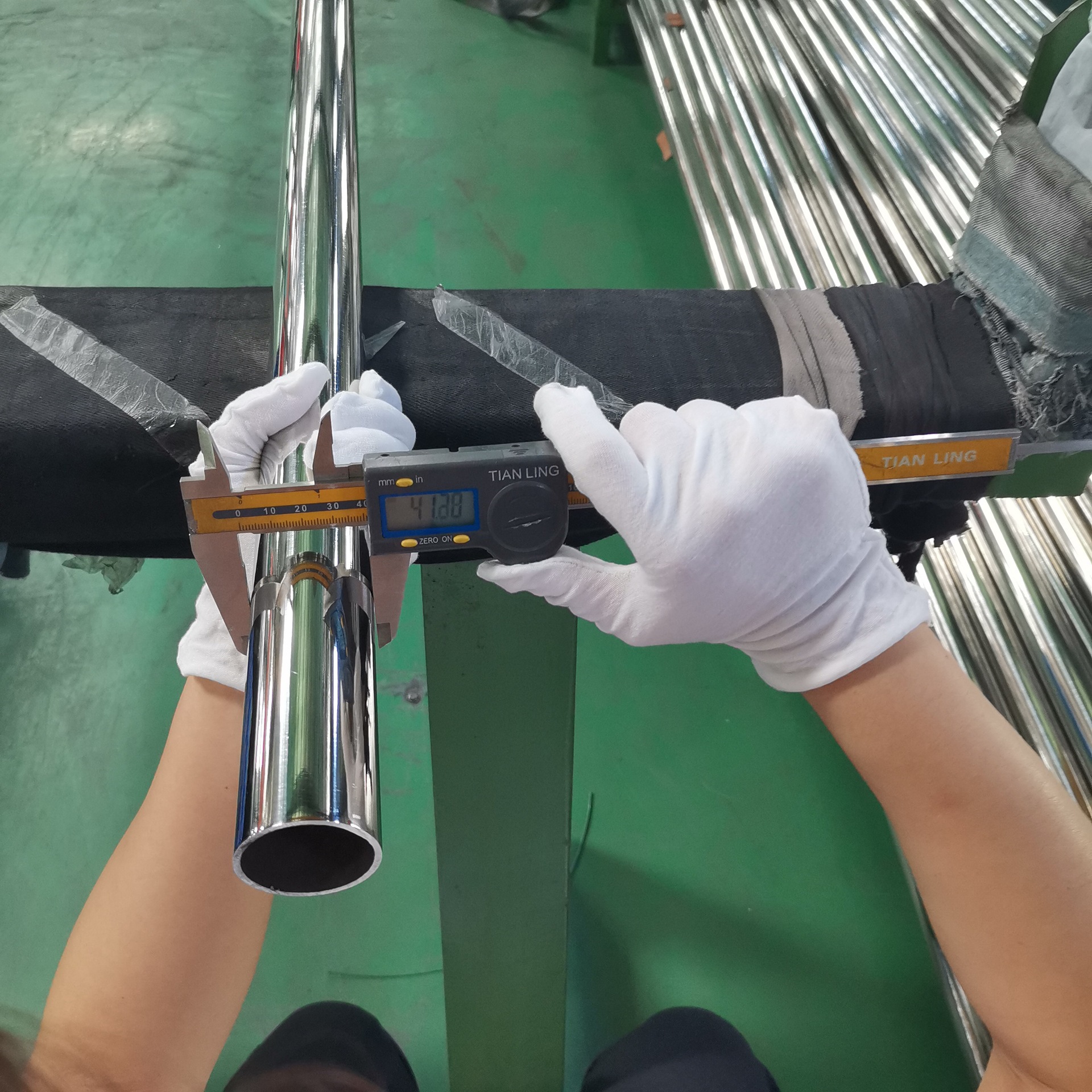 ISO9001 ASTM 304 416 Seamless Stainless Steel Pipe 20mm 50mm 100mm Diameter