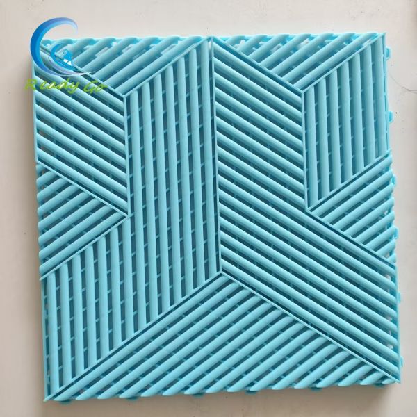 620g Per Tile Interlocking Garage Tile with UV Resistance and Temperature Resistance -22°F To 248°F