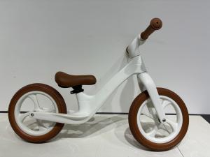 China 2 Wheel Childrens Balance Bikes Perfect For Active And Adventurous Kids factory