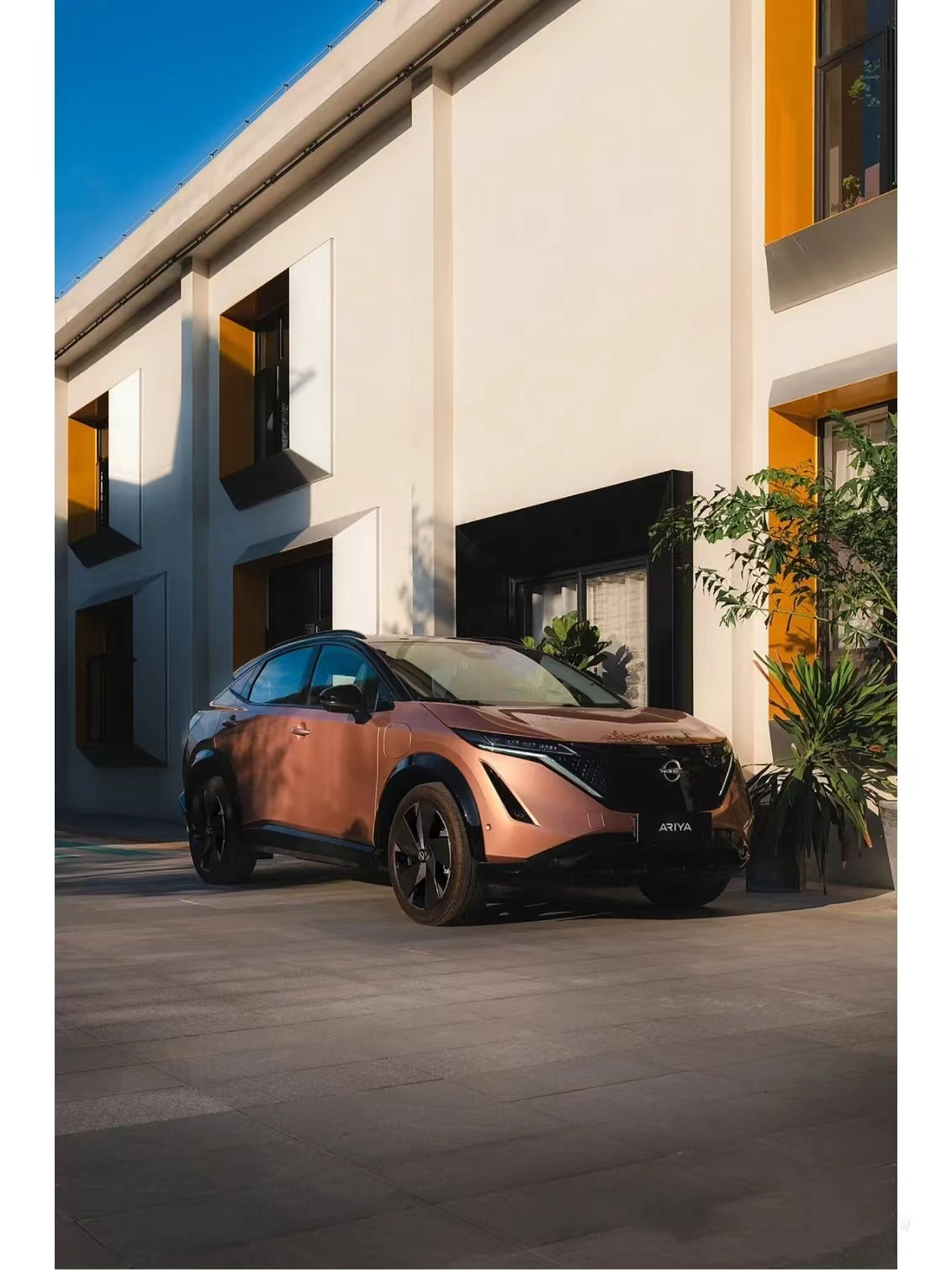 2023 2024 Nissan Ariya Left Steering Pure Electric Electric Car High Speed 160km/h Long Range 623km EV Luxury Electric Suv