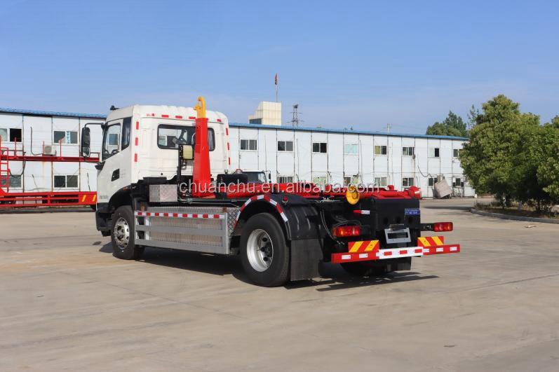 Small Dongfeng Electric Hook Arm Garbage Truck