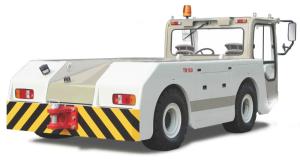China Diesel Aircraft Tow Tractor , Blue Color Steel Seated Tow Tractor For Airport factory
