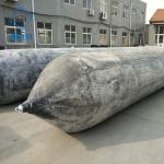 Pneumatic Fishing Boat Lifting Airbags , 8 Layers Marine Salvage Airbags