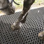 Anti Fatigue Drainage Mat Anti Slip Rubber Mats Rubber Hollow Mats 3' X 3' Inch