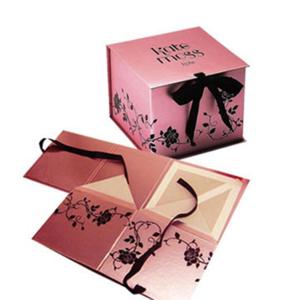 China OEM Foldable Rigid Set Up Gift Boxes CMYK Color Printing factory