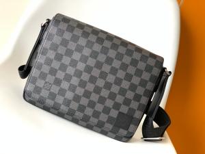 China Louis Vuitton Branded Mens Bag District PM Damier Messenger Bag Graphite Black factory