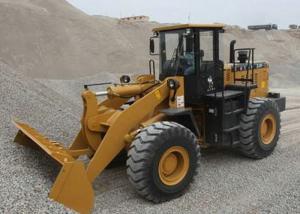 China ISO Certification 2000kg Loader Heavy Equipment Double Door Design factory