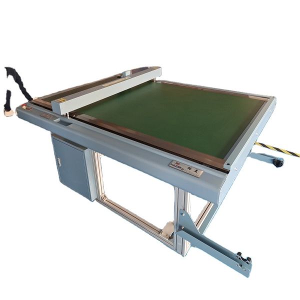 Super Paper Pattern Cutting Plotter CAD Garment Pattern Cutter with Big Cutting