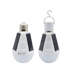 China High Performance LED Solar Emergency Charging Lamp IP65 396lm factory