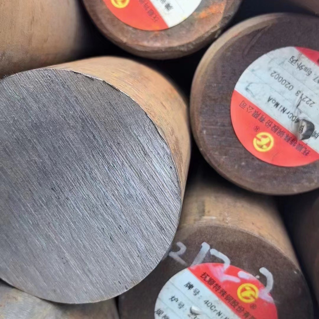 40CrNiMoA Alloy Steel Round Bar Custom Cutting Any Length Hot Rolled And Forged Round Bars
