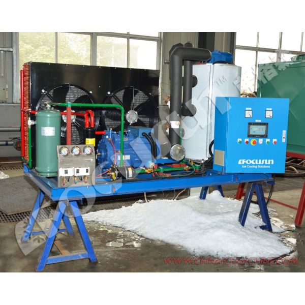 Best 1tons/24hours Flake Ice Maker with Danfoss Compressor and Denmark Expansion Valve
