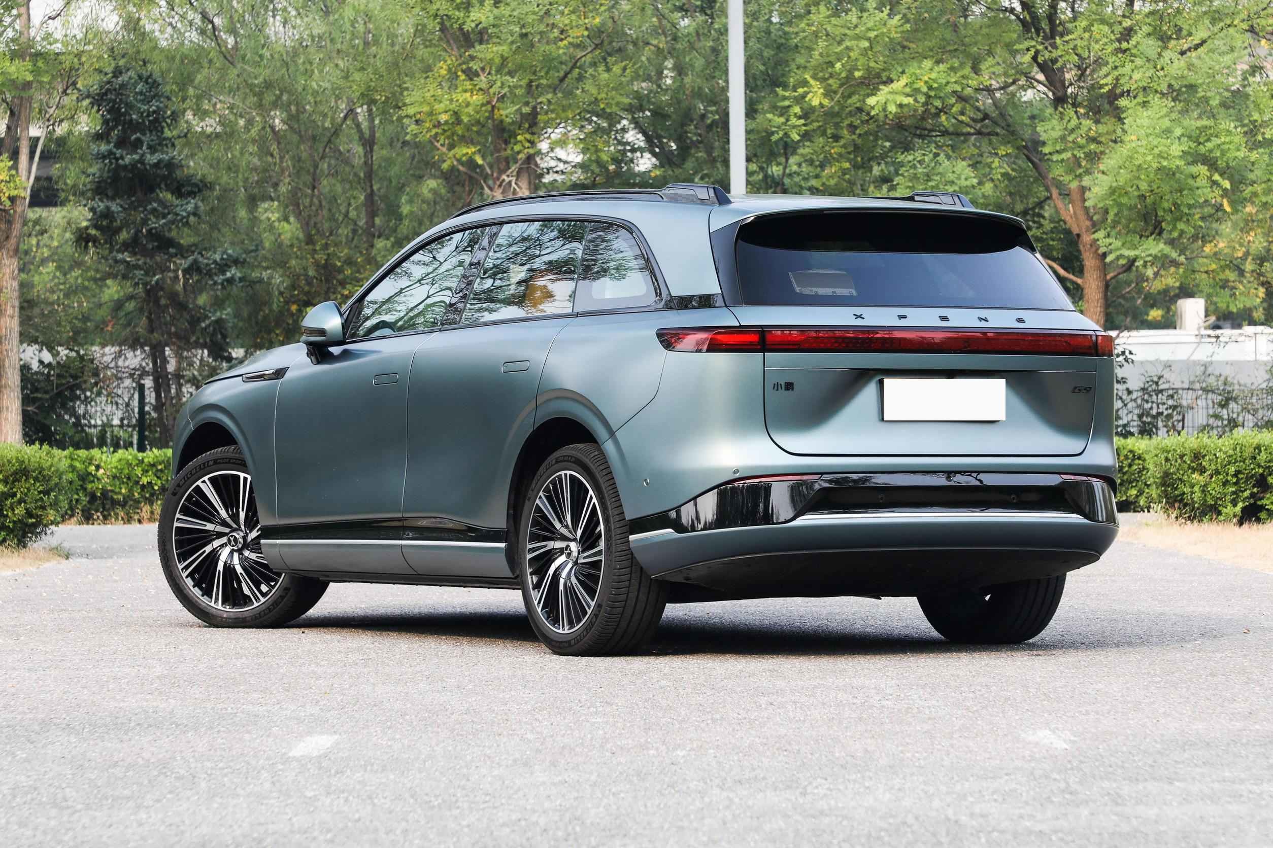 Xpeng G9 702km SUV Electric Car High Speed Left Hand Drive With Abs Airbag