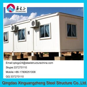 China Environment friendly flat pack container house for refugee camp factory