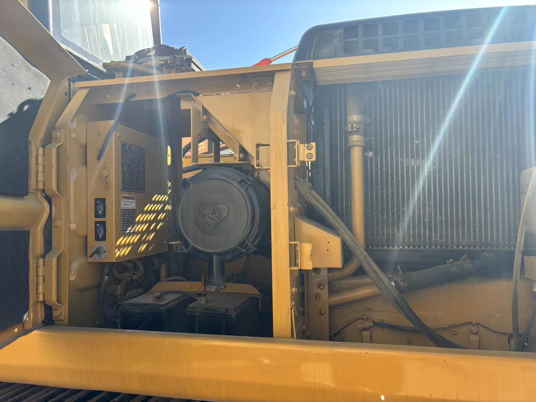 Cat 320B Excavator Used Caterpillar CAT 320D2 320DL 320DGC Hydraulic Excavator Machine