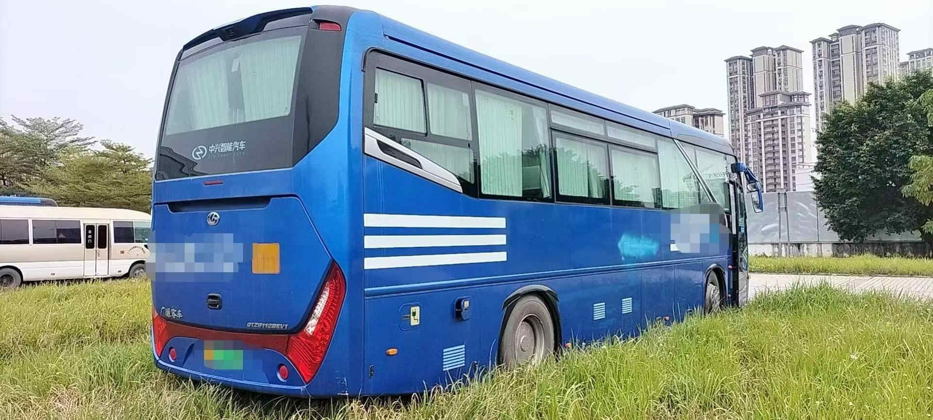 Electric GTZ6112 Used Coach 48 Seats Buses Left Hand Drive Luxury Sleeper Bus