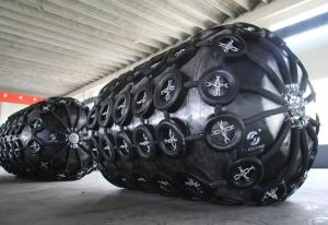 China High Energy Absorption EVA Foam Filled Fender For Ship Dock Berthing factory