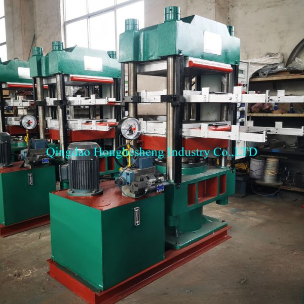 China Multi Layer Automatic Vulcanizing Machine With Push And Pull Die factory