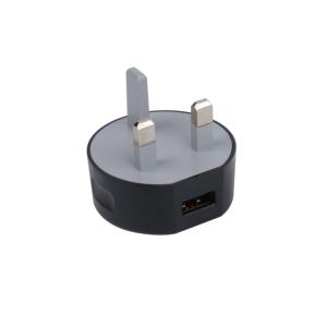 China Portable Traveling Multi USB Fast Charger Over Discharge Protection Customized Logo factory