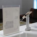 COMER anti-theft display magnetic stands Mobile phone security counter display